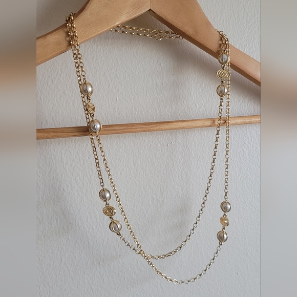 None Jewelry - Gold Toned Caged Pearl Long Single Strand Necklace.